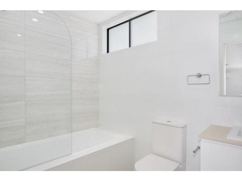 8/4-6 Good Street, Westmead NSW 2145